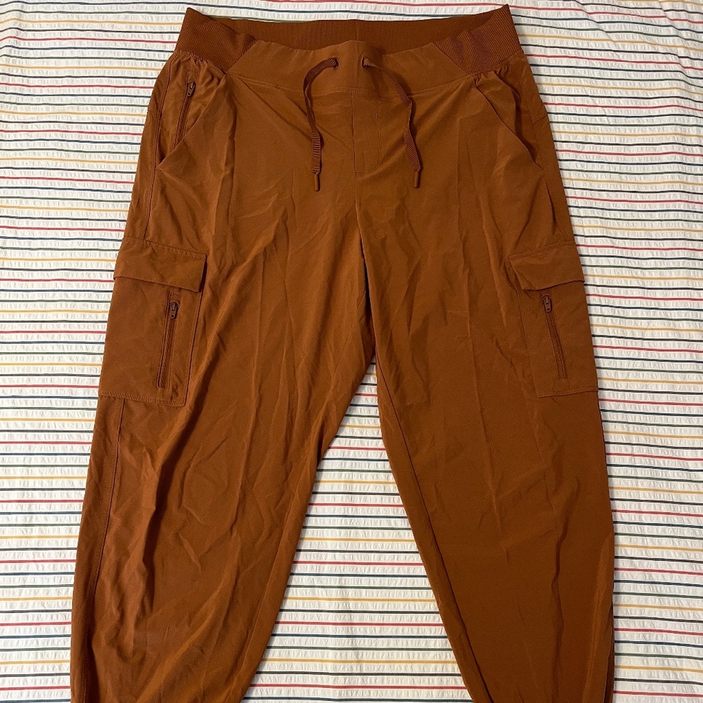 Womens All in Motion Brown Lightweight Midrise Cargo  Joggers Size Large